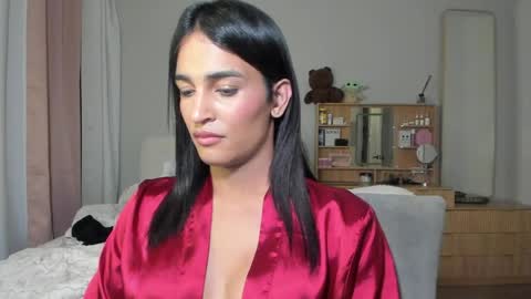 Snapshot of ariia1_ chatting on April 2026 07:33:01 AM Aria online show from April 2026 07:33:01 AM