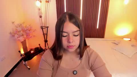  Arianna  online show from April 2026 02:22:02 PM