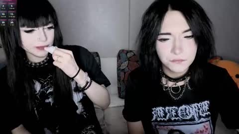 Snapshot of arina_rose chatting on February 2026 04:15:02 PM Arinka online show from February 2026 04:15:02 PM