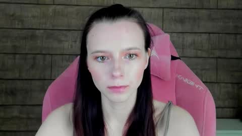 Snapshot of arinakubrick chatting on November 2025 04:37:01 AM Arinakubrick online show from November 2025 04:37:01 AM