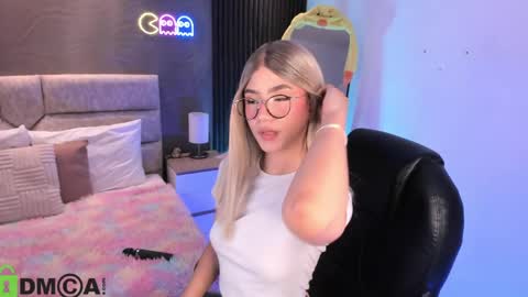 Ari  online show from March 2026 08:42:01 PM