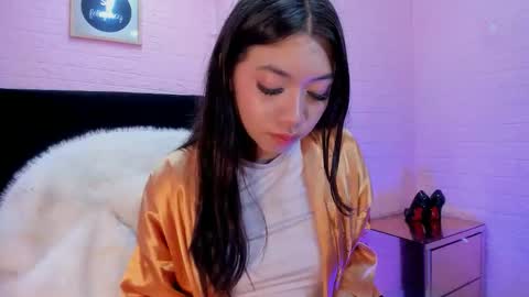aris_logan online show from April 2026 06:18:01 AM