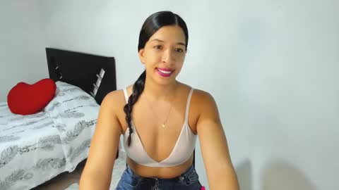 aristena_01 online show from March 2026 01:11:02 AM