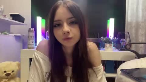 Bella online show from July 2026 07:40:01 AM
