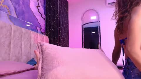 Arleth  online show from March 2026 03:00:02 AM