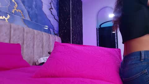 Arleth  online show from April 2026 03:04:02 AM