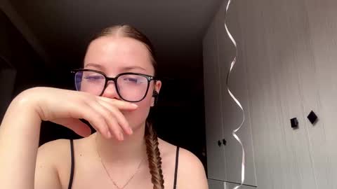 Snapshot of arlettejasica chatting on February 2026 12:04:01 PM Liza online show from February 2026 12:04:01 PM