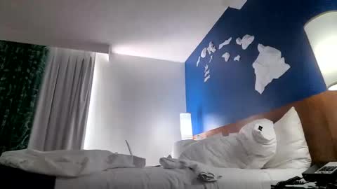 armstrong1718 online show from October 2025 02:00:01 AM