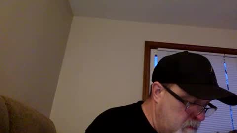 armyguy5311 online show from April 2026 12:48:01 AM