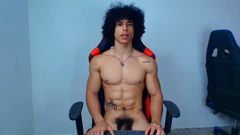 Snapshot of arnold_black69 chatting on October 2025 12:04:02 PM arnold black online show from October 2025 12:04:02 PM