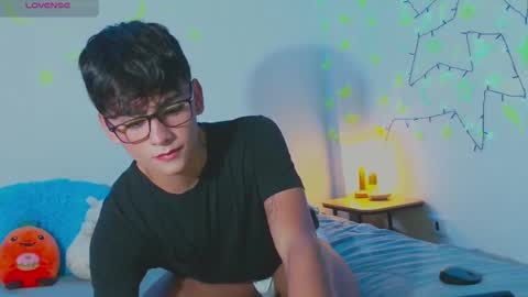 Snapshot of arnold_laurent chatting on January 2025 11:37:02 PM Arnold online show from January 2025 11:37:02 PM