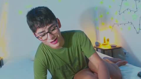 Snapshot of arnold_laurent chatting on February 2025 12:31:02 AM Arnold online show from February 2025 12:31:02 AM