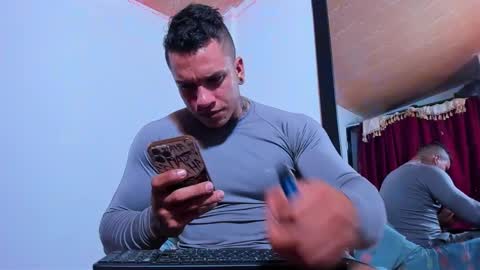 arnold sexy hot98 online show from December 2024 01:49:01 AM