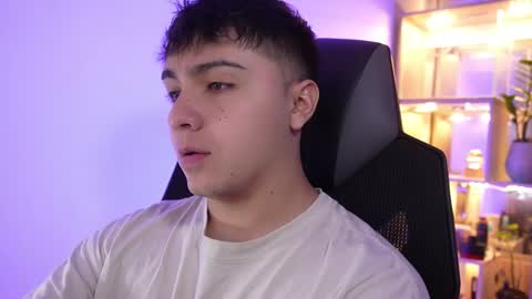 aron__cooper online show from February 2026 01:13:02 AM