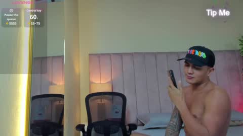 ARON BOLT online show from January 2025 02:35:02 AM