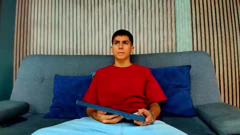 Snapshot of aron_pulse chatting on March 2026 01:29:02 PM aron_pulse online show from March 2026 01:29:02 PM