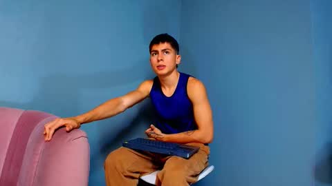 Snapshot of aron_pulse chatting on March 2026 02:22:02 PM aron_pulse online show from March 2026 02:22:02 PM