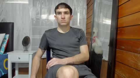 Aron G Franco online show from February 2025 06:01:01 PM