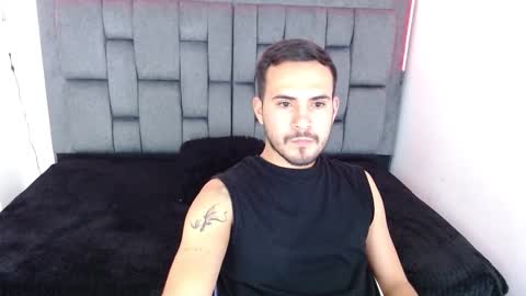 Snapshot of arontrey21_ chatting on September 2025 07:03:02 PM Adrian online show from September 2025 07:03:02 PM