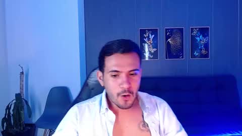 Snapshot of arontrey21_ chatting on October 2025 10:30:01 PM Adrian online show from October 2025 10:30:01 PM