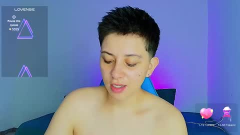 Snapshot of arontroy_wi chatting on February 2025 11:01:02 AM noah and ivy online show from February 2025 11:01:02 AM