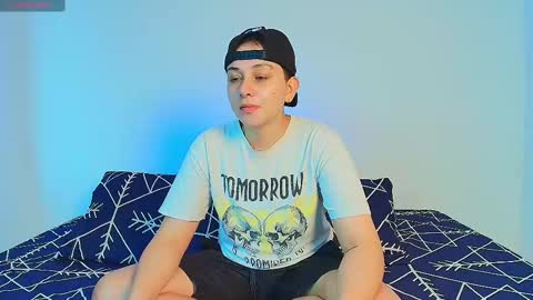 Snapshot of arontroy_wi chatting on March 2025 12:05:02 PM noah and ivy online show from March 2025 12:05:02 PM