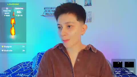 Snapshot of arontroy_wi chatting on March 2025 02:56:02 PM noah and ivy online show from March 2025 02:56:02 PM