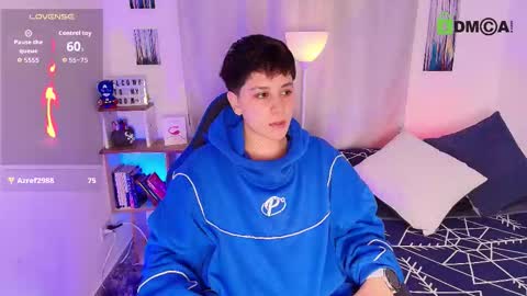 Snapshot of arontroy_wi chatting on November 2025 10:09:01 AM noah and ivy online show from November 2025 10:09:01 AM