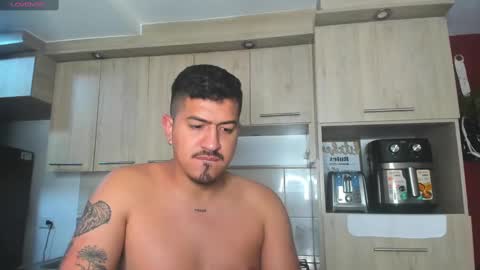 Snapshot of aronwilliams69 chatting on February 2025 08:55:02 AM ARON Independent model online show from February 2025 08:55:02 AM