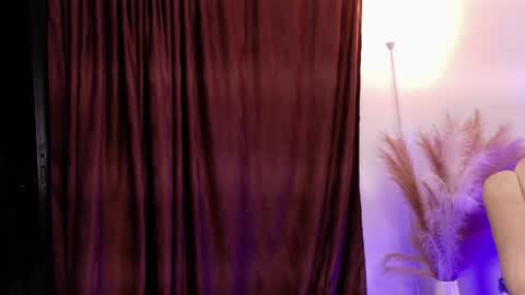   online show from May 2026 01:56:01 AM