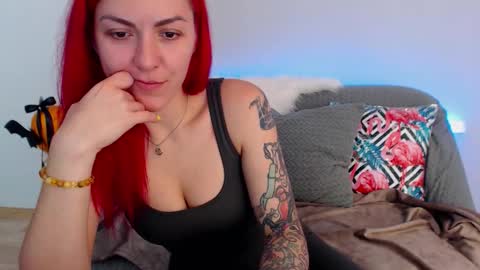 Snapshot of arri_ella chatting on October 2025 01:13:02 AM arri_ella online show from October 2025 01:13:02 AM