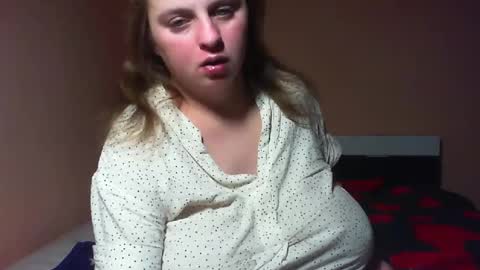 Snapshot of arriana98 chatting on January 2025 03:11:02 AM Arriana online show from January 2025 03:11:02 AM