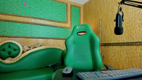 Snapshot of arrkabella chatting on January 2025 12:52:01 PM online show from January 2025 12:52:01 PM