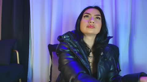 Snapshot of arrkabella chatting on November 2025 06:52:01 PM online show from November 2025 06:52:01 PM