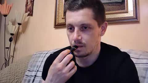arromwilliam90 online show from May 2026 06:14:01 PM