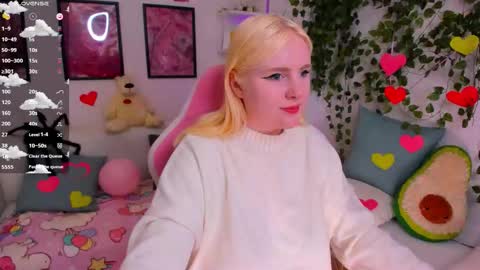 art_lovee_ online show from February 2026 06:26:01 AM