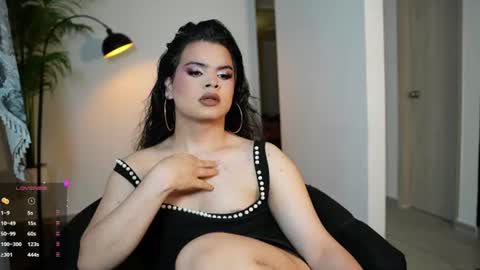 Chloe  online show from July 2026 02:47:01 AM
