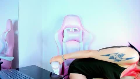 artemisa_leon online show from September 2025 06:02:02 AM