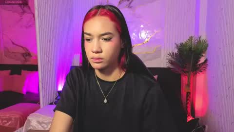 Snapshot of artemiss_tay chatting on May 2026 11:49:01 AM artemiss_tay online show from May 2026 11:49:01 AM