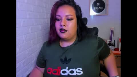 Snapshot of artenisa_tay69 chatting on November 2025 03:27:02 AM artenisa_tay69 online show from November 2025 03:27:02 AM