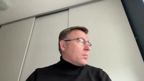 Snapshot of artexhib69 chatting on February 2026 09:49:02 AM artexhib69 online show from February 2026 09:49:02 AM