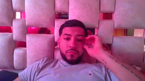 arthur1718 online show from January 2026 09:07:02 PM