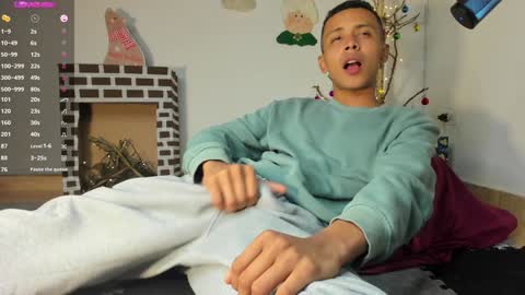 Snapshot of arthur_fochh chatting on December 2024 05:19:01 PM Arthur online show from December 2024 05:19:01 PM