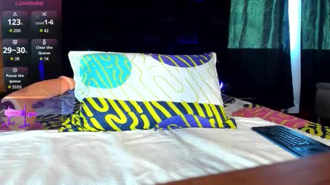 Snapshot of arthur_fochh chatting on November 2025 01:32:01 PM Arthur online show from November 2025 01:32:01 PM