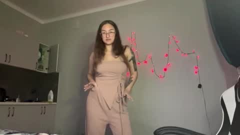 Snapshot of arthurmomaya chatting on February 2026 02:26:02 PM Mia online show from February 2026 02:26:02 PM