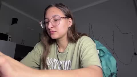 Snapshot of arthurmomaya chatting on February 2026 02:38:02 PM Mia online show from February 2026 02:38:02 PM