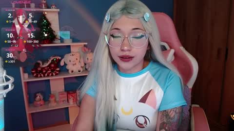 Lenna online show from December 2024 12:24:01 AM