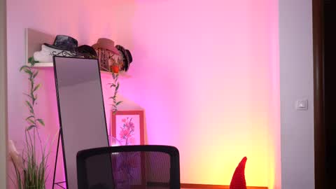 Snapshot of artofboobs chatting on March 2025 01:37:02 AM Amalia online show from March 2025 01:37:02 AM