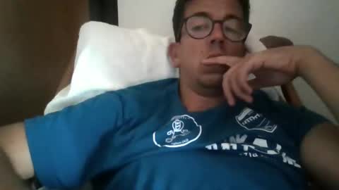 Snapshot of arturpaulval chatting on October 2025 03:01:01 PM arturpaulval online show from October 2025 03:01:01 PM