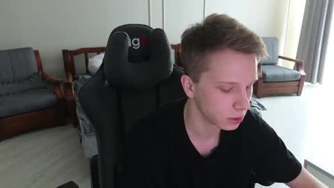 Archie online show from February 2025 08:17:01 AM